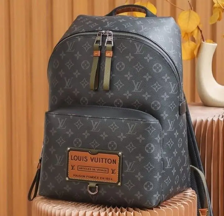 Sac à Dos Monogramme Marron – Élégance Classique Grand Format